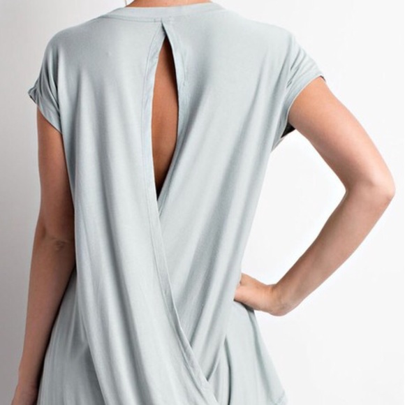 Black Keyhole Top - Picture 3 of 3